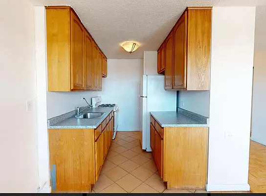 Rented by Beekman Street Realty | media 2