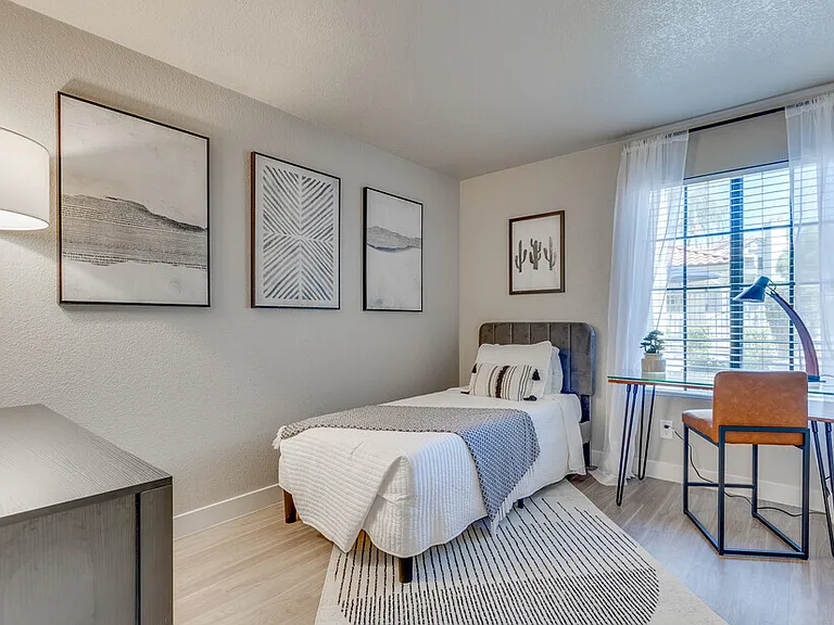 Villa Montana Apartments — Photo 50
