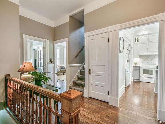 3rd image of 75 Pierce St #B
