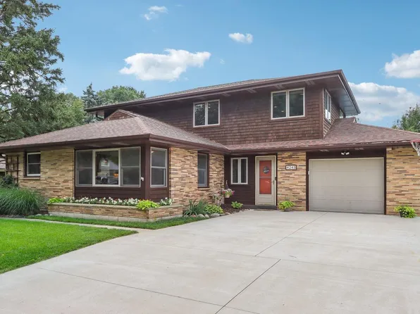 4243 North 95th STREET, Wauwatosa, WI 53222