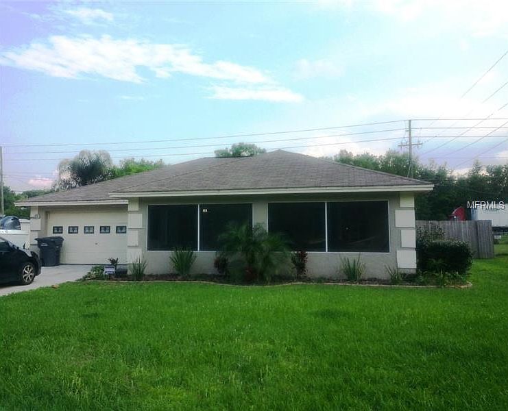 1st image of 2907 Banyan Ln