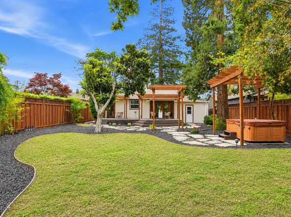 12 Athlone Way, Menlo Park, CA 94025