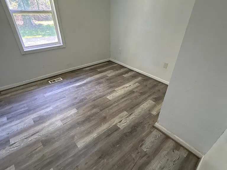 1404 N 53rd St — Photo 5