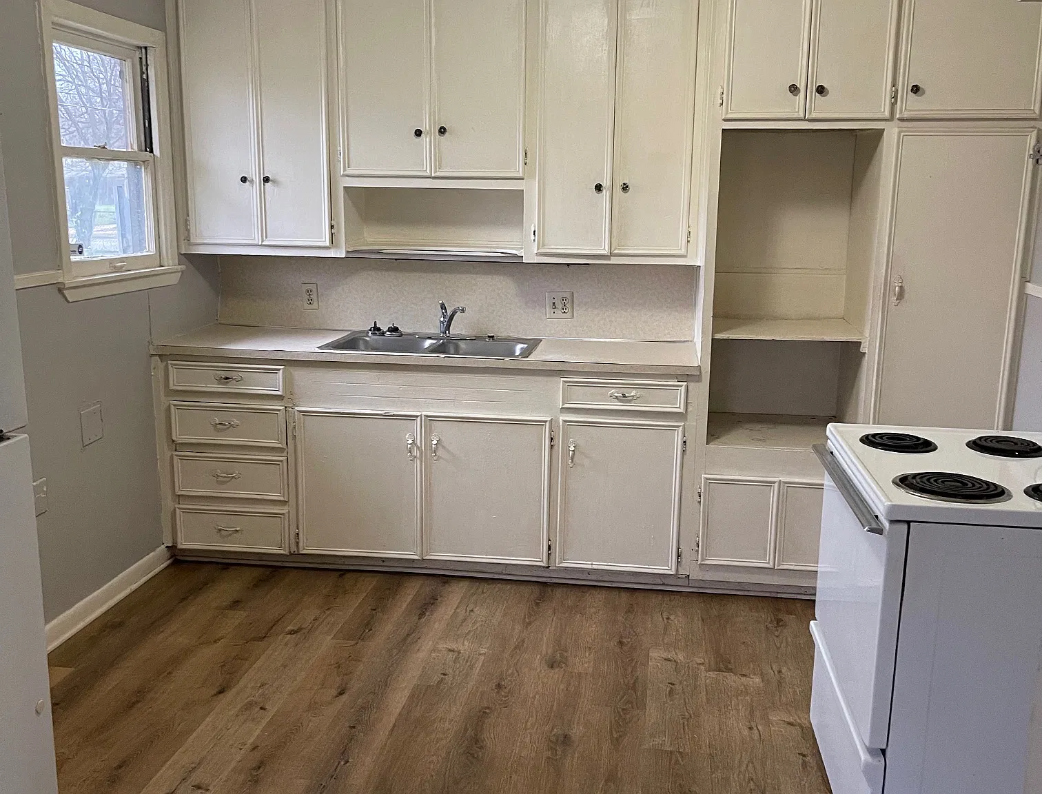 3 bed, 986 sqft, $1,450 — Photo 2