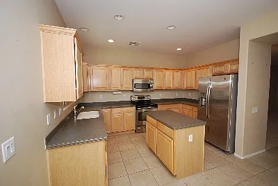 768 W Calle Valenciana - 1 — Photo 3