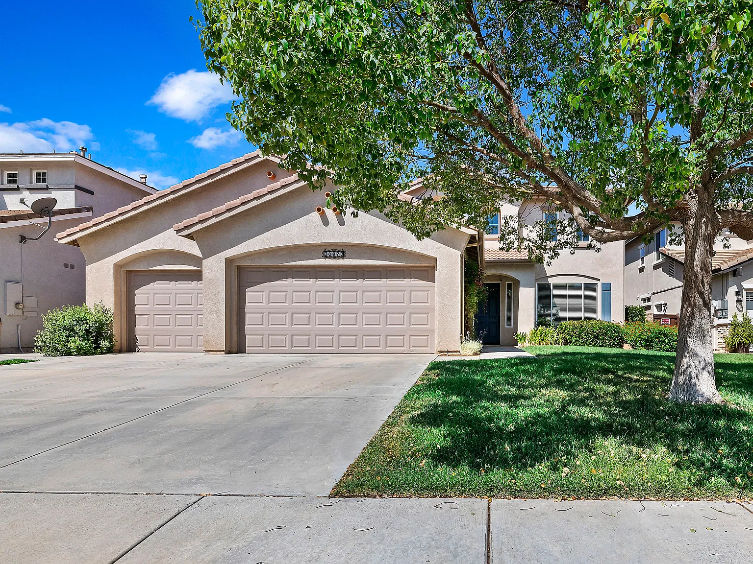 4 bed, 2810 sqft, $3,945 — Photo 1