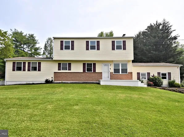 1607 Keystone Dr, Hatfield, PA 19440