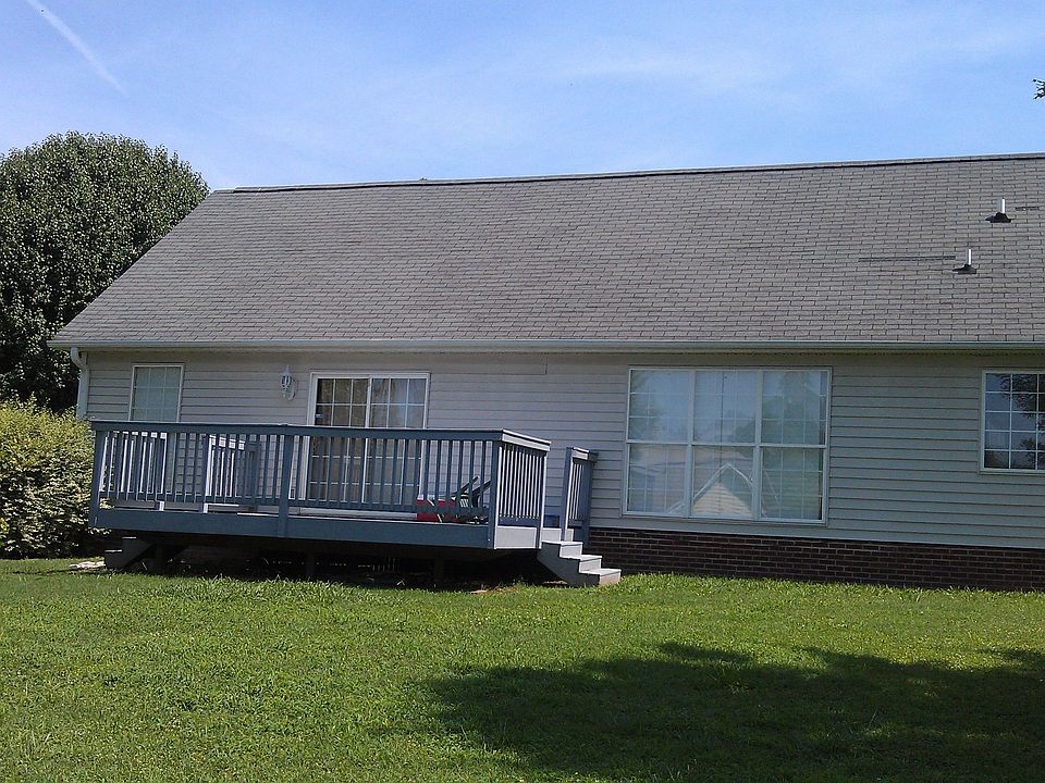 Large fenced yard for childr
