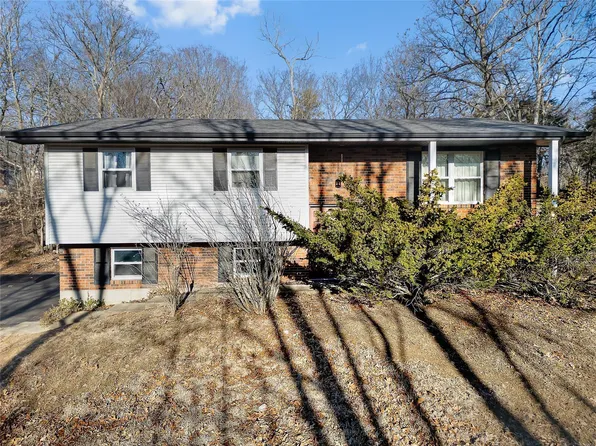 2501 Hillsboro Valley Park Rd, High Ridge, MO 63049