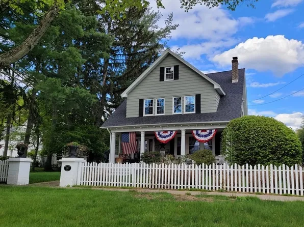 280 Rogers Ave, West Springfield, MA 01089