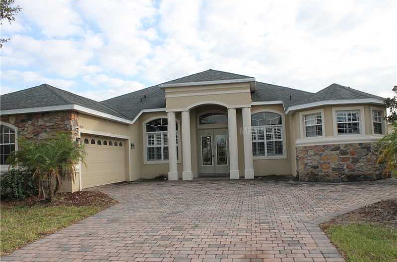 1st image of 18056 Thornhill Grand Cir