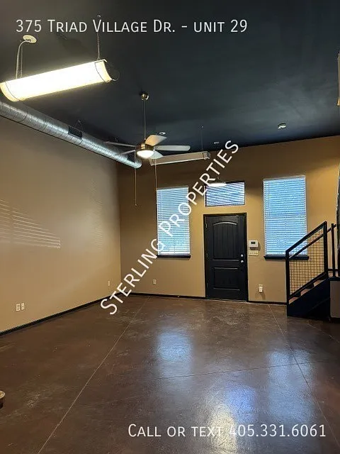 3 bed, 2.5 bath, 1428 sqft, $1,425 — Photo 3