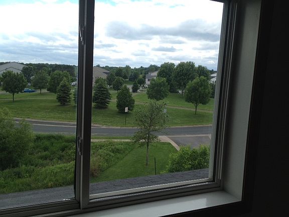 3rd image of 3535 Abercrombie Ln