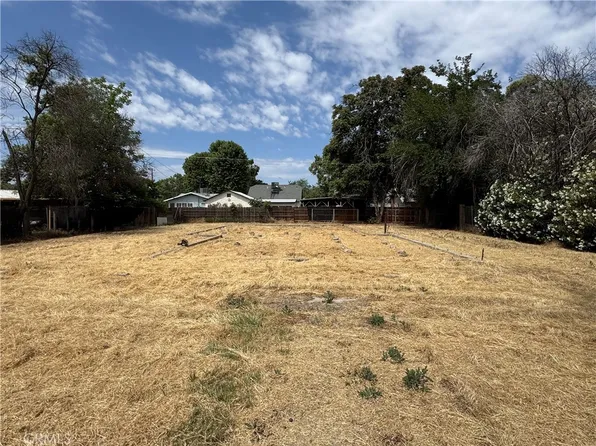 807 S Court St Lot 17, Visalia, CA 93277