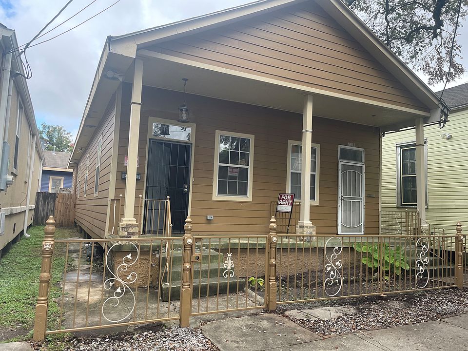 1st image of 2025 Jackson Ave