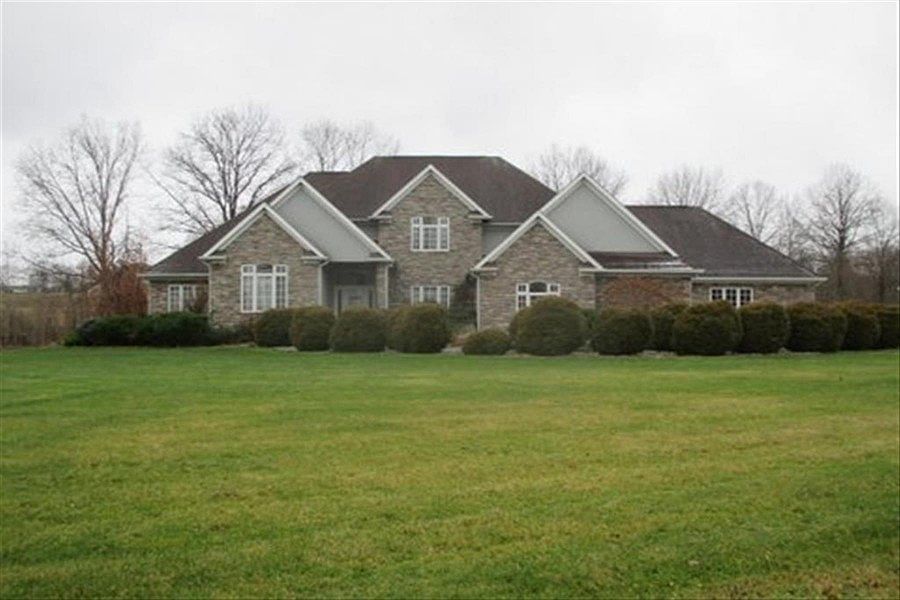 1st image of 8210 Oaktree Vista Dr