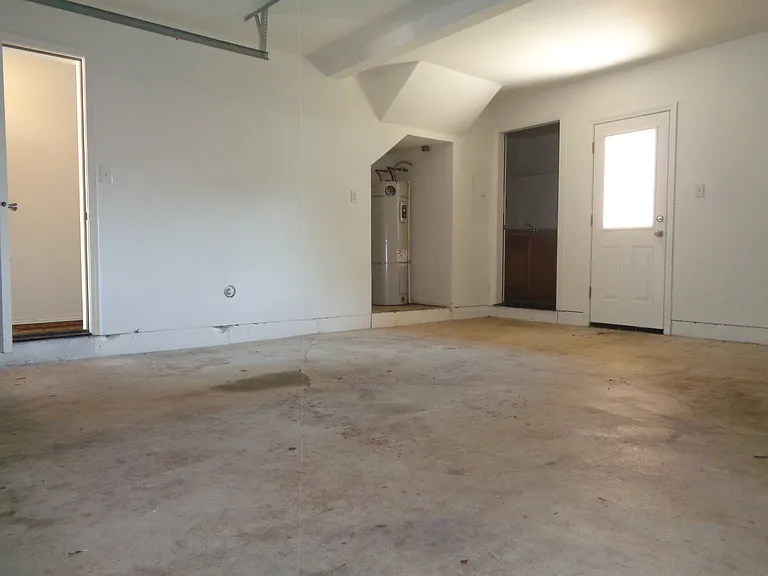 436 Norway St NE — Photo 16