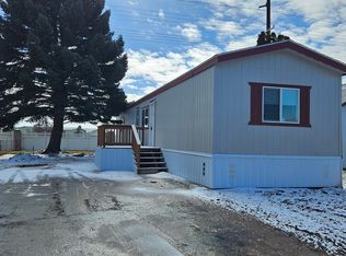 1727 N Pinewood Dr, Idaho Falls, ID 83401