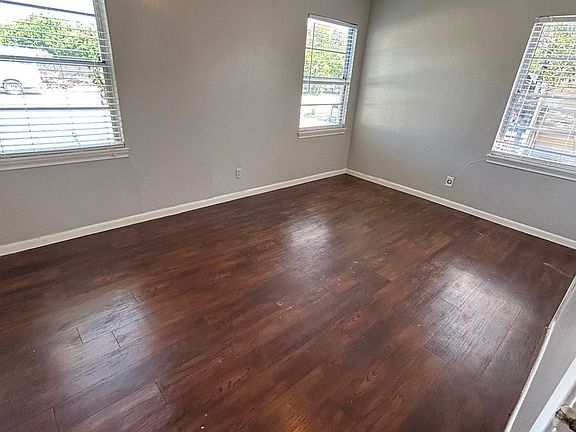 5th image of 629 Hilltop Dr