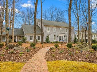 402 Parkmont Dr, Greensboro, NC 27408