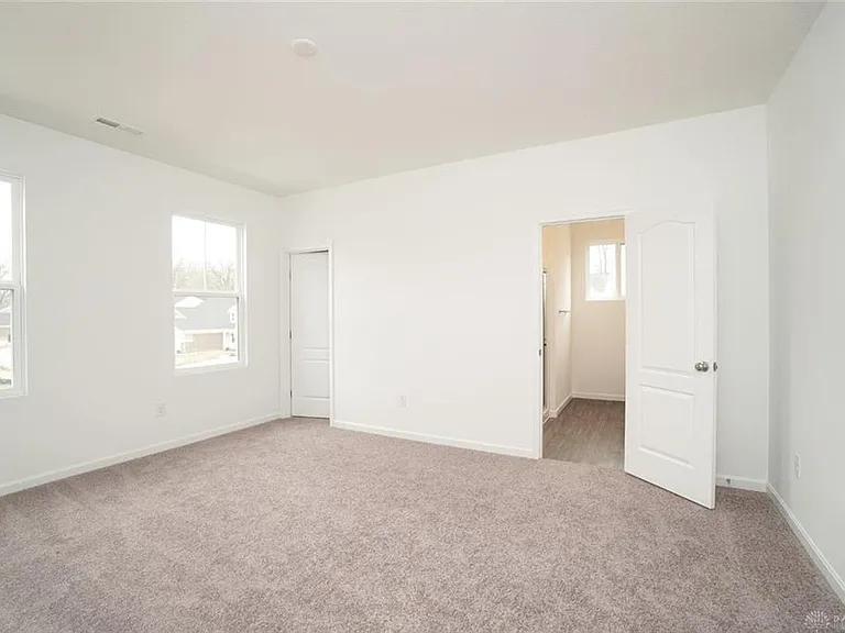 1500 Summerview Ln — Photo 19