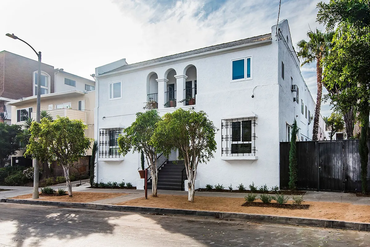 Building Photo - 1439 N Curson Ave