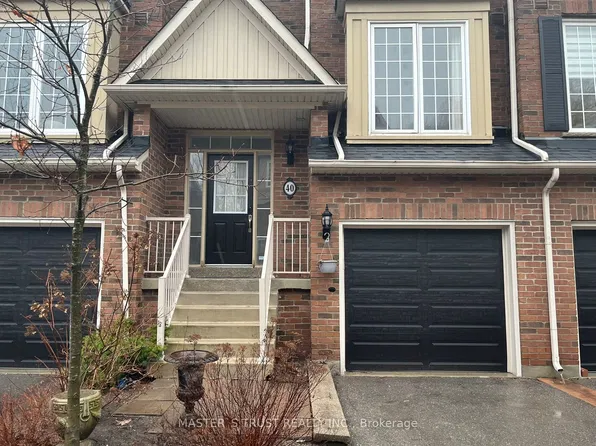 100 Elgin Mills Rd W #40, Richmond Hill, ON L4C 0R8