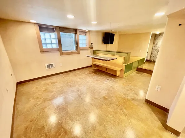 R0471, 3001-3007 SE Belmont St #3001B, Portland, OR 97214