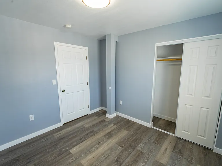 10374 Long Beach Blvd #1M — Photo 8