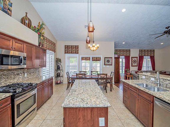 5th image of 3788 W 26th Pl