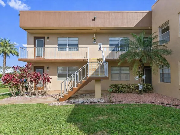 528 Burgundy #K, Delray Beach, FL 33484