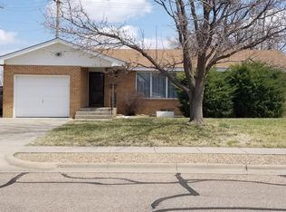 1010 J C St, Garden City, KS 67846