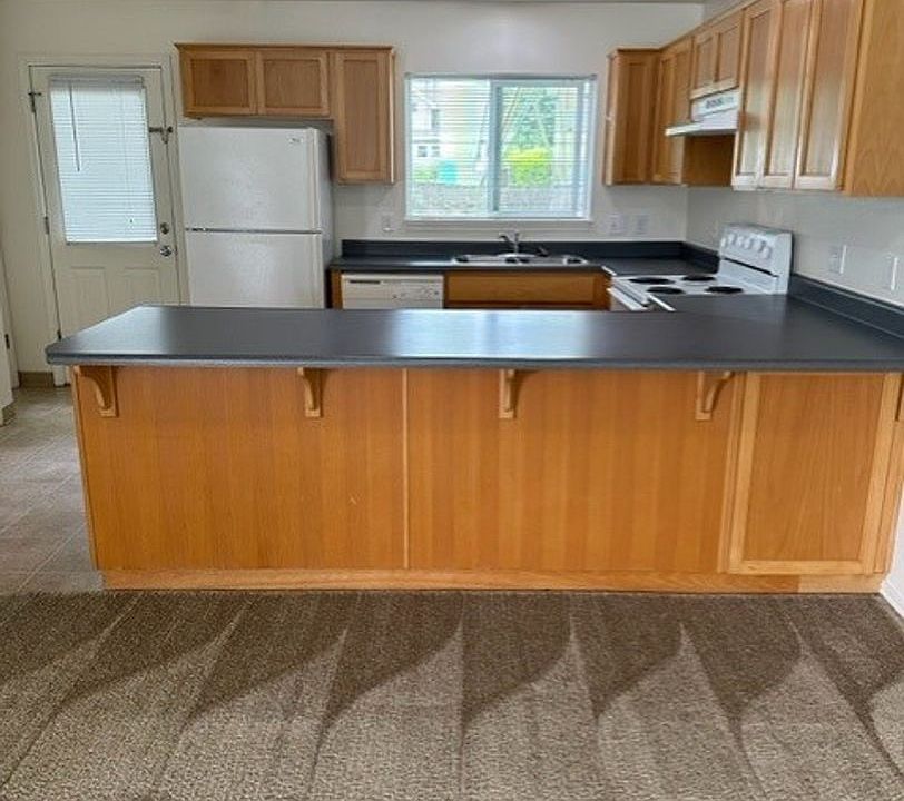 1st image of 6901-6919 N Ida Ave #6905