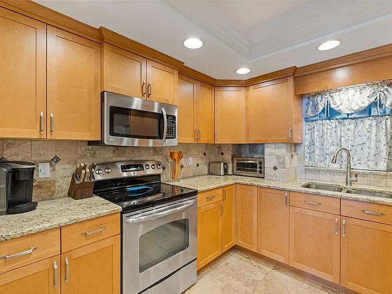 4950 Gulf Blvd #605 — Photo 15