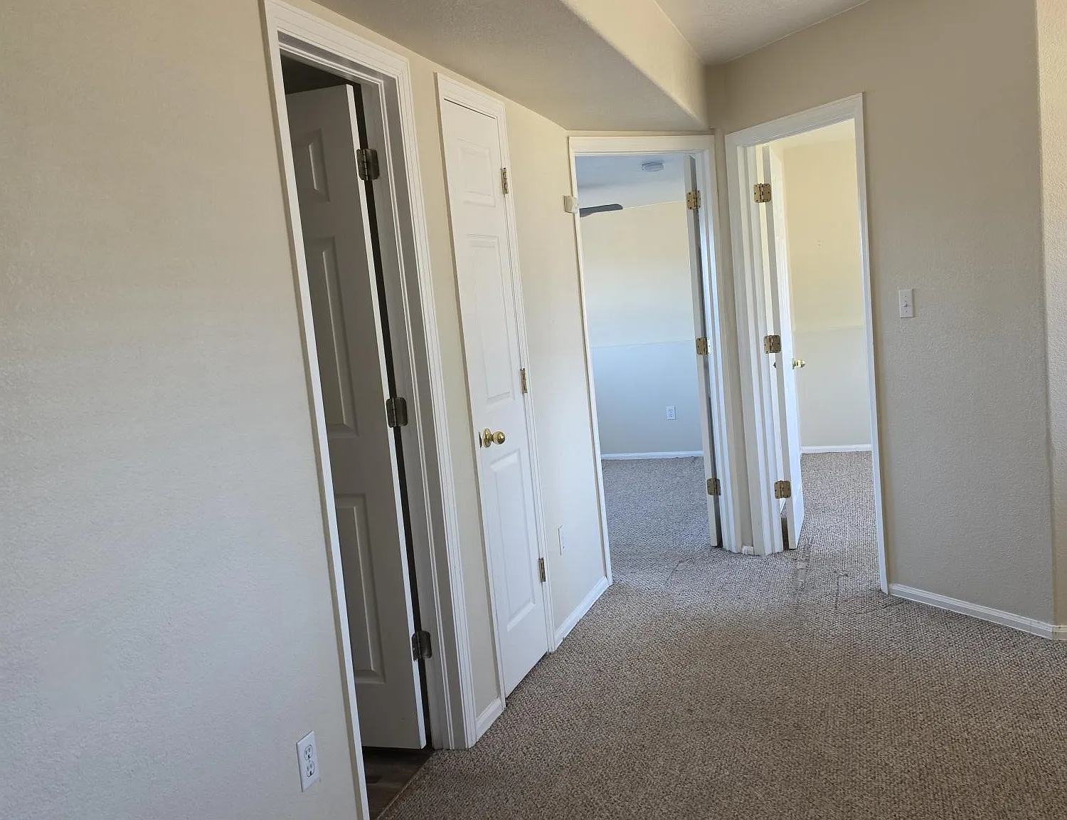 3 bed, 1464 sqft, $1,700 — Photo 4