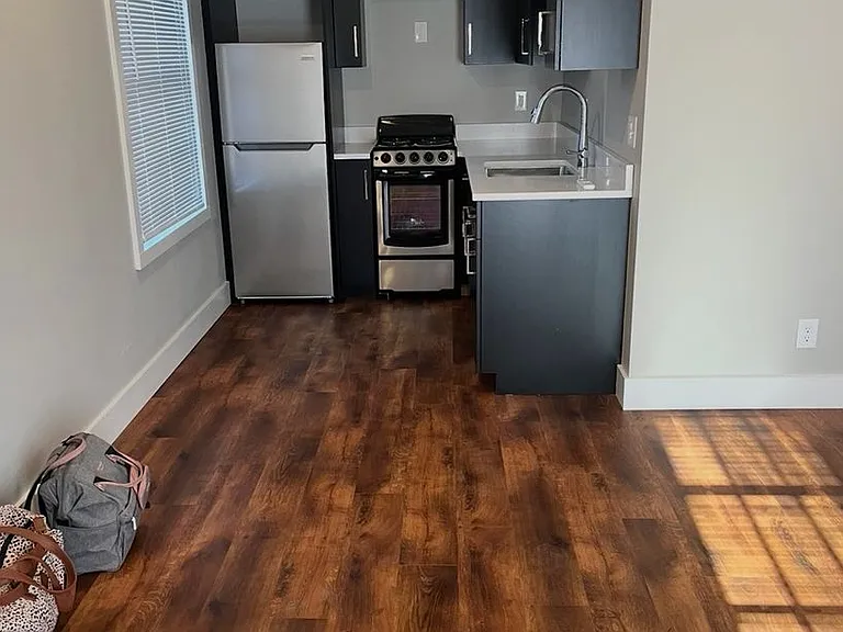 509 N Walnut St — Photo 2
