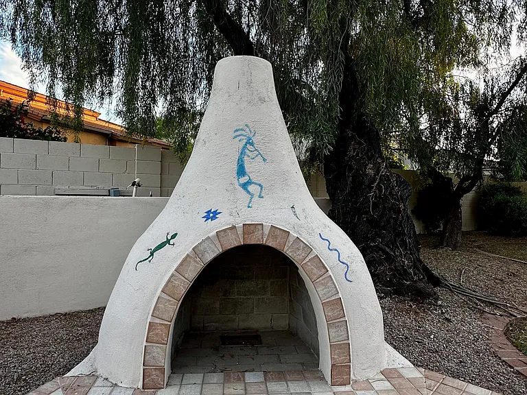 E Patrick Ln — Photo 13