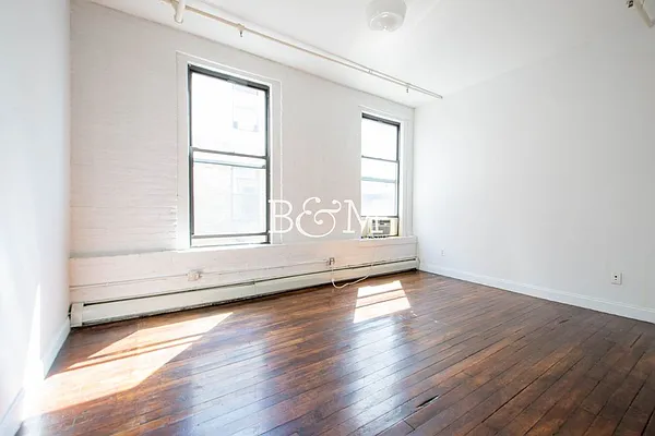Rented by Brick&Mortar | media 8