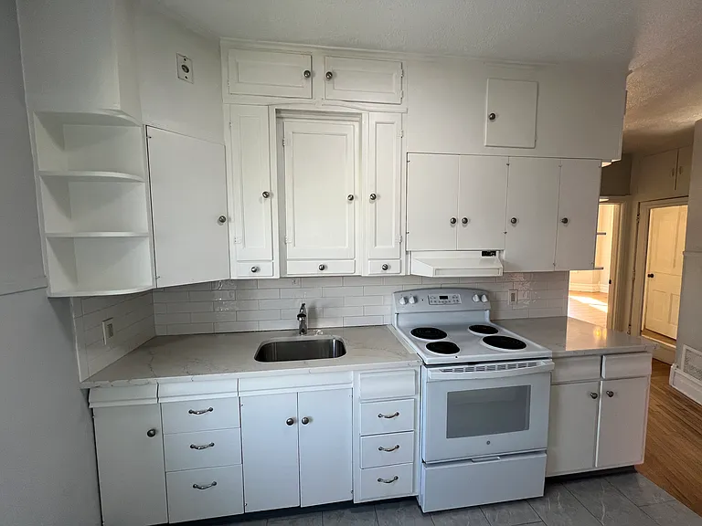 2044 Hanover Ave #2 — Photo 5