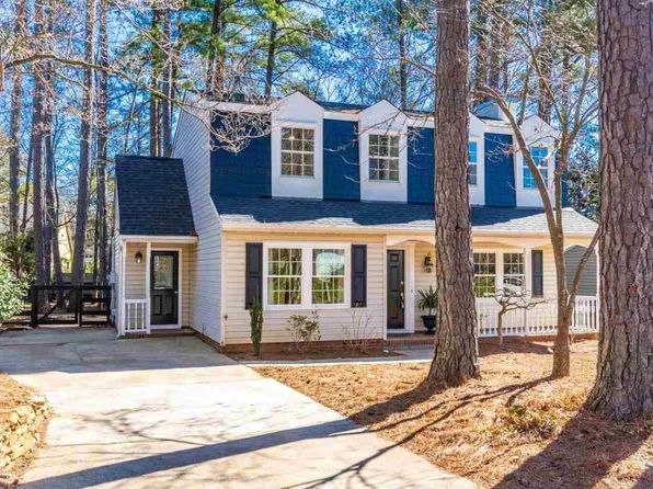 6504 Hammersmith Dr, Raleigh, NC 27613