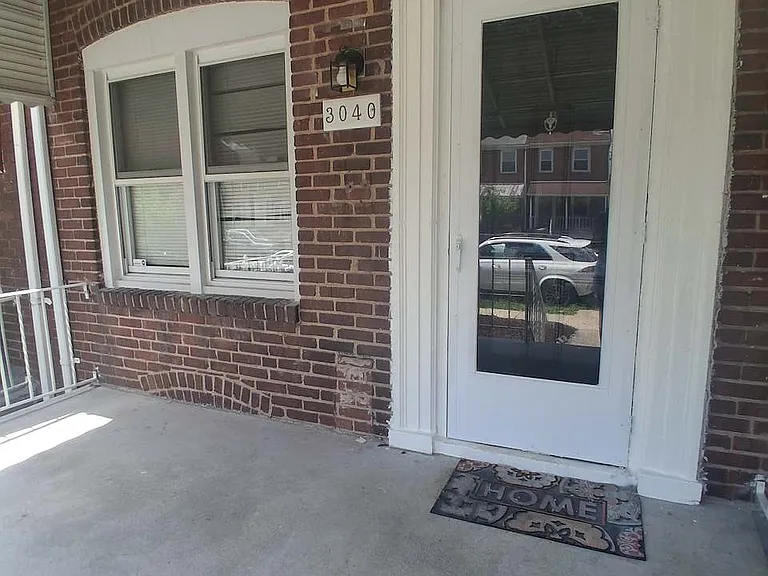 3040 Ascension St — Photo 2