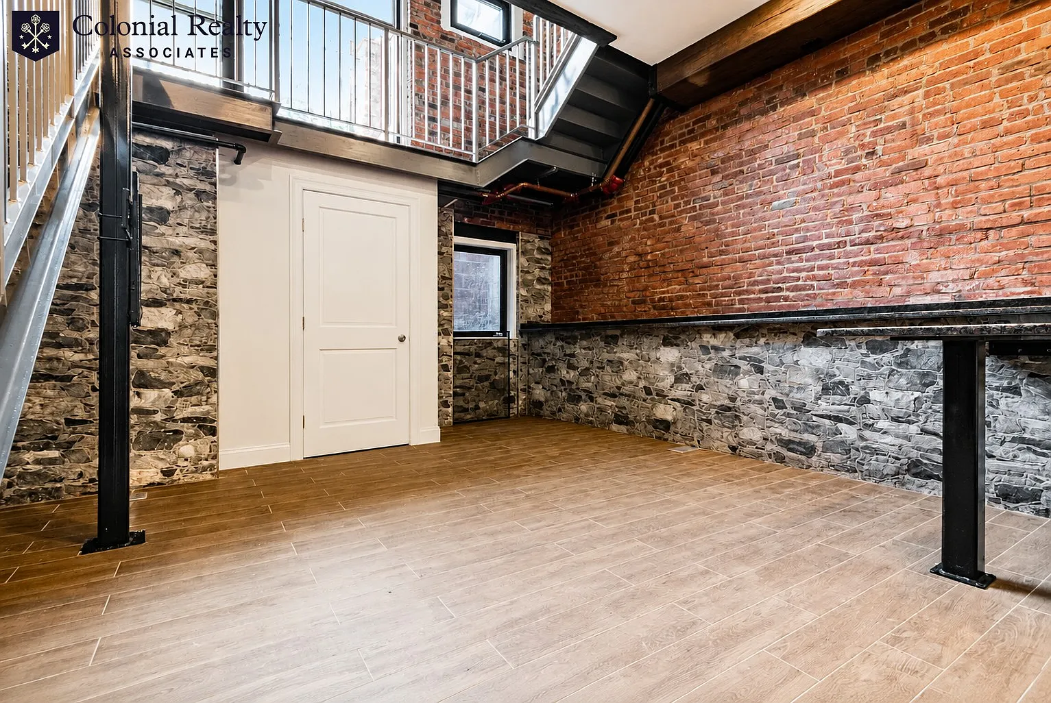 1034 Commonwealth Ave — Photo 4