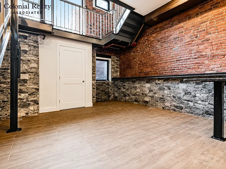 1034 Commonwealth Ave #101 — Photo 4