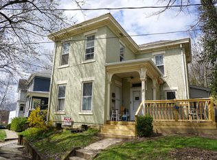 17 S Lancaster St, Athens, OH 45701