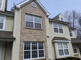 6605 Riverfront Dr, Palmyra, NJ 08065