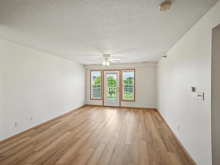 1336 Mayfield Dr #101 — Photo 10