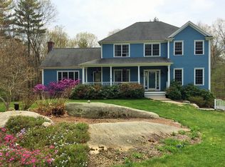 22 Juniper Rd, Upton, MA 01568