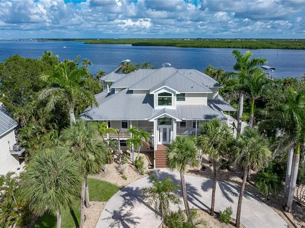 27363 Dutch Ave, Punta Gorda, FL 33982