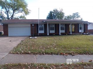 4348 Vandals Dr, Florissant, MO