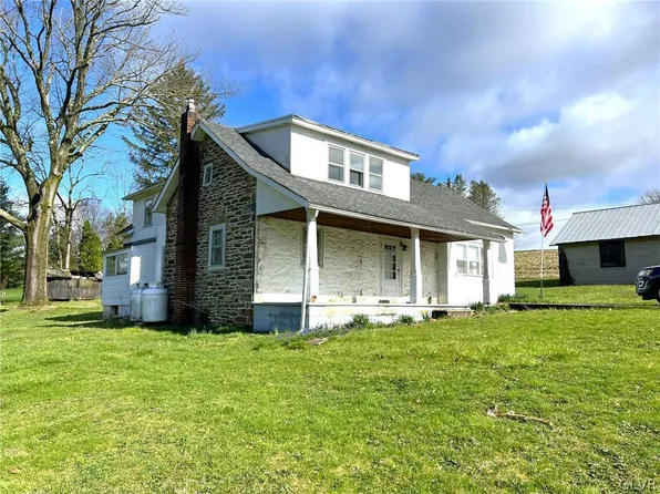 263 Willow Rd, Walnutport, PA 18088